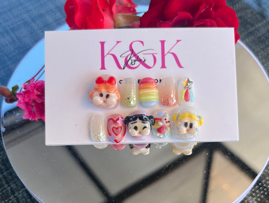 cute press-on with charm.Løsnegler for barn