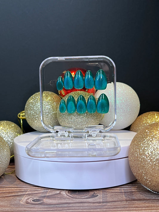 Luxury press-on nails, green, turquoise, glittery/shimmery, party style.
