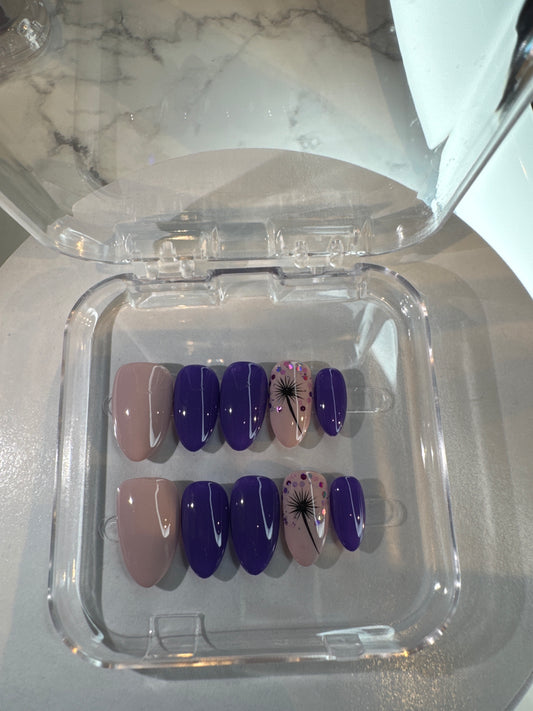 Luxury press-on nails, purple, dandelion light pink, glossy.
